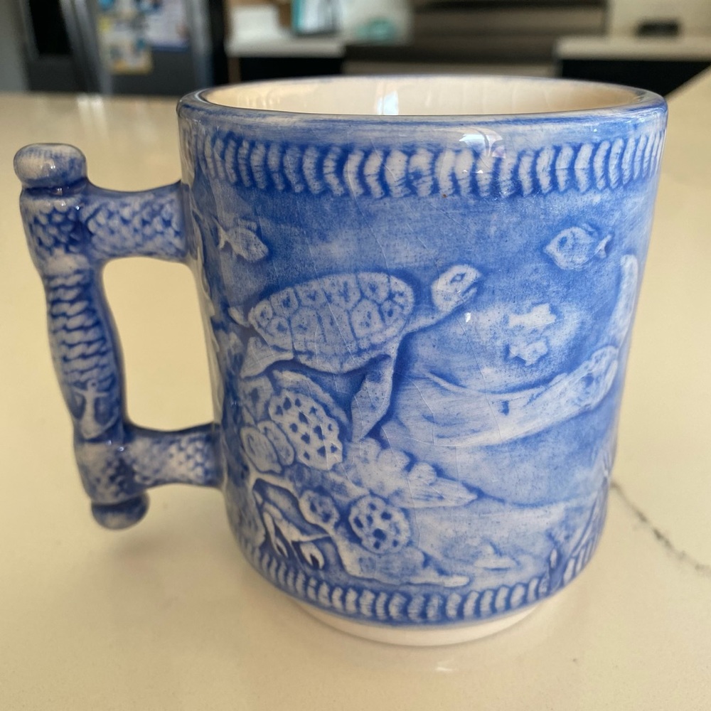 Veracruz Gulf of Mexico Souvenir Tourism Ocean Animals Blue Engraved Coffee Mug